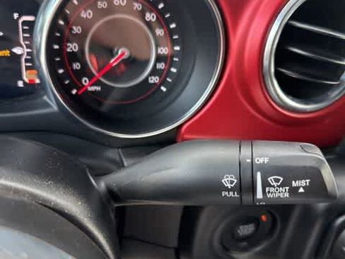 Used 2022 Jeep Wrangler Unlimited Rubicon AWD/4WD image 21