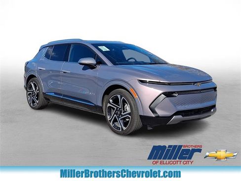 Used 2024 Chevrolet Equinox EV LT image 1