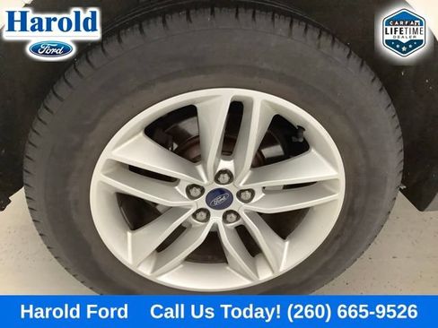 Used 2017 Ford Edge SEL w/ Equipment Group 201A AWD/4WD image 8