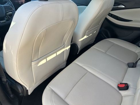 Used 2024 Buick Encore GX Sport Touring image 27