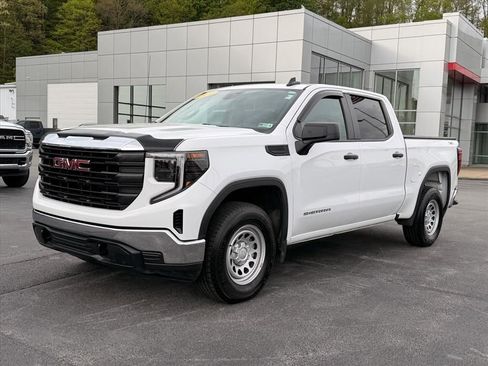 Used 2024 GMC Sierra 1500 Pro w/ Pro Value Package AWD/4WD image 9