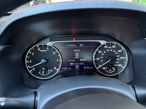 Used 2025 Nissan Altima 2.5 SV FWD image 40