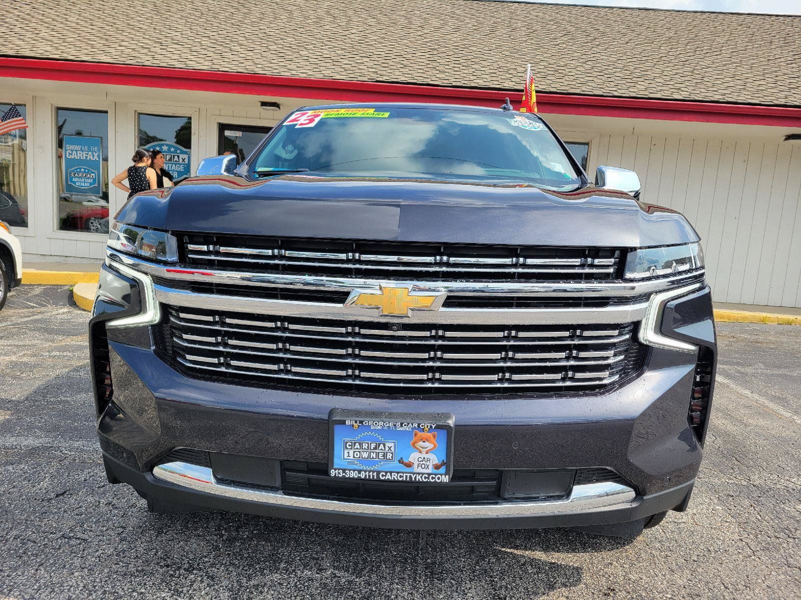 Used 2023 Chevrolet Tahoe Premier AWD/4WD image 2