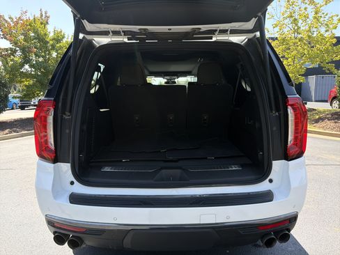 Used 2023 GMC Yukon XL AT4 w/ AT4 Premium Package AWD/4WD image 51