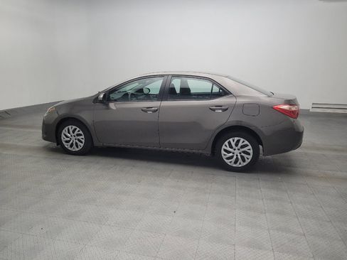 Used 2018 Toyota Corolla LE FWD image 3
