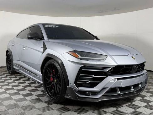 Used 2019 Lamborghini Urus image 10