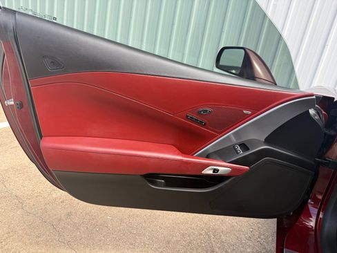 Used 2017 Chevrolet Corvette Stingray Coupe RWD image 19