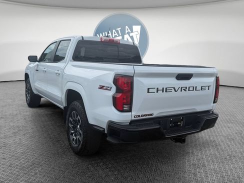 Certified 2023 Chevrolet Colorado Z71 w/ Z71 Convenience Package 2 AWD/4WD image 6