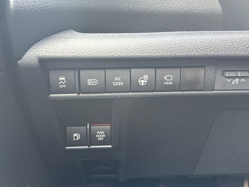 New 2026 Toyota Sienna Platinum AWD/4WD image 36