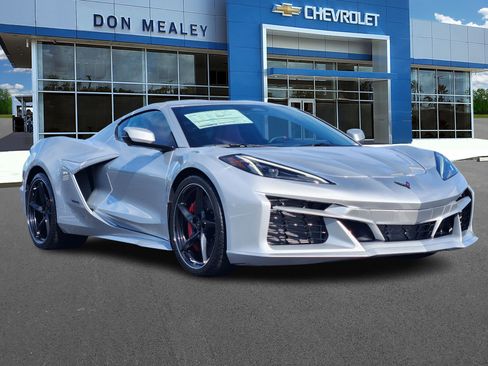 New 2026 Chevrolet Corvette E-Ray w/ ZER Performance Package image 1