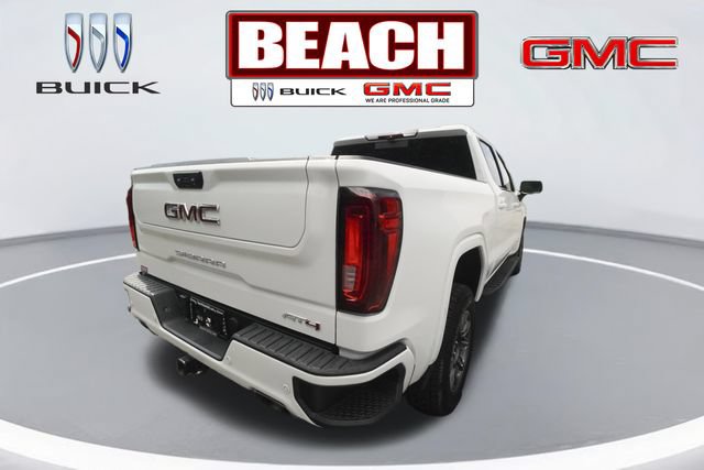 Used 2024 GMC Sierra 1500 AT4 w/ Technology Package AWD/4WD image 3