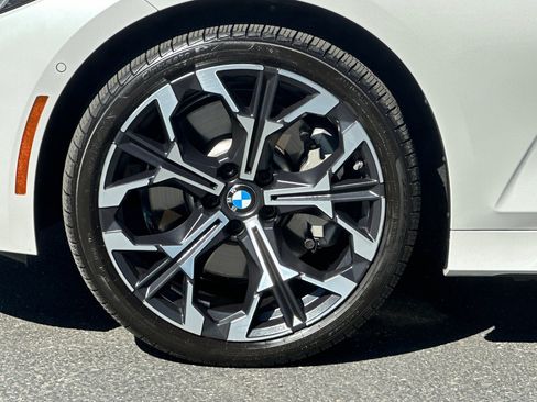 Certified 2026 BMW 330i Sedan w/ Premium Package RWD image 38