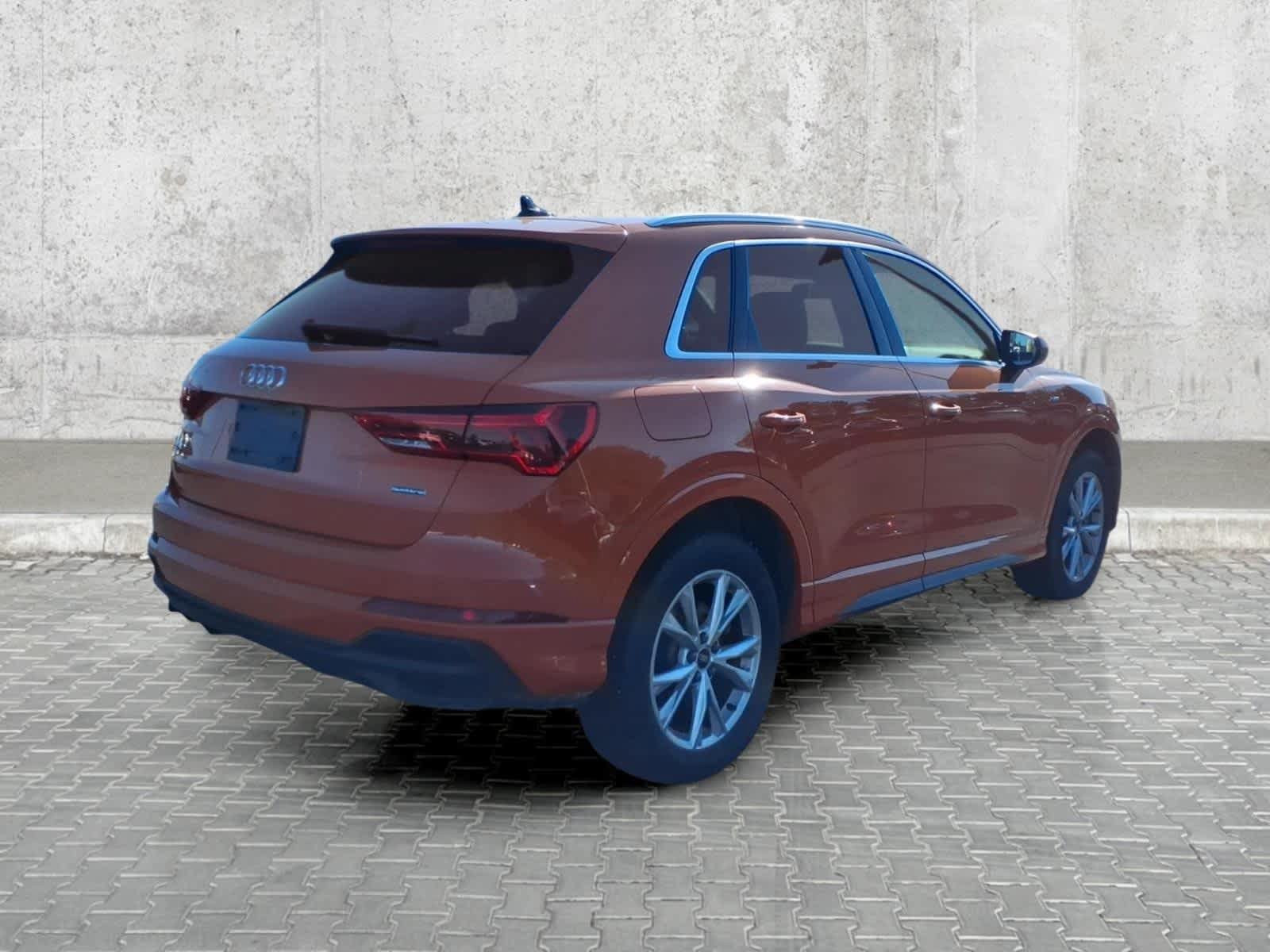 Used 2024 Audi Q3 2.0T Premium AWD/4WD image 11