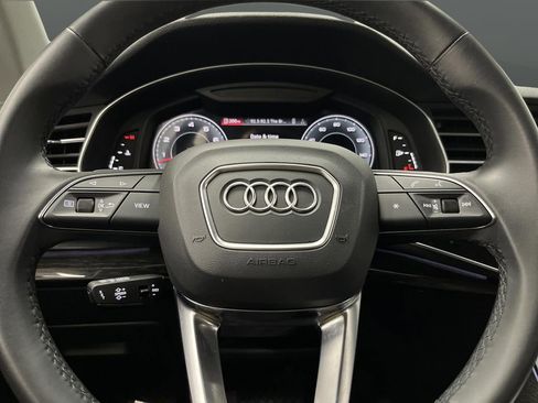 Used 2023 Audi Q7 3.0T Premium w/ Convenience Package image 19
