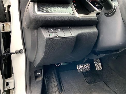 Used 2020 Honda Civic Sport image 33