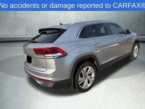 Used 2020 Volkswagen Atlas Cross Sport SEL image 2