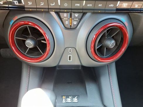 Used 2023 Chevrolet Blazer RS FWD image 23