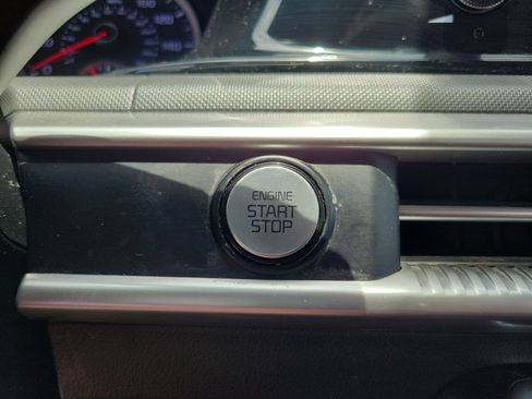 Used 2022 Kia K5 LXS FWD image 12
