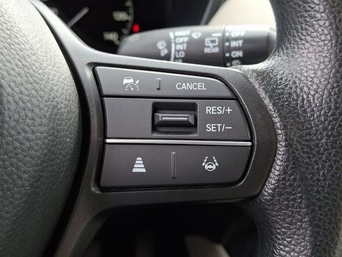 Certified 2023 Honda HR-V LX image 22