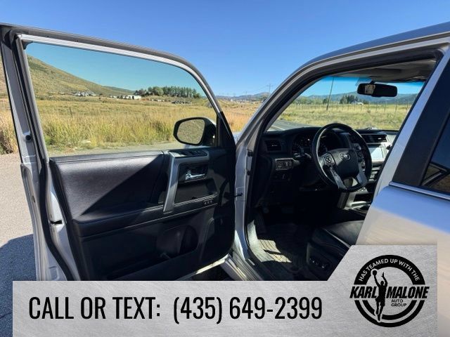 Used 2016 Toyota 4Runner Limited AWD/4WD image 11