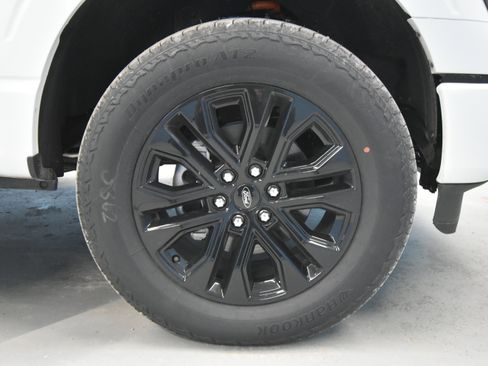 New 2025 Ford F150 Lariat w/ Equipment Group 502A High image 28