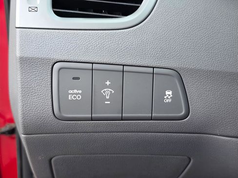 Used 2015 Hyundai Elantra Sport image 23