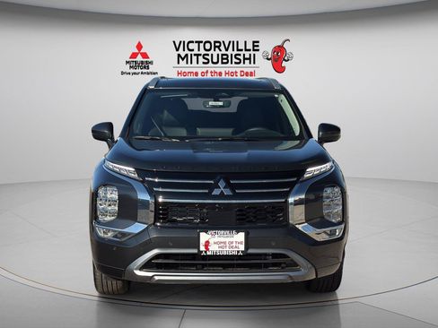New 2026 Mitsubishi Outlander SEL FWD image 2