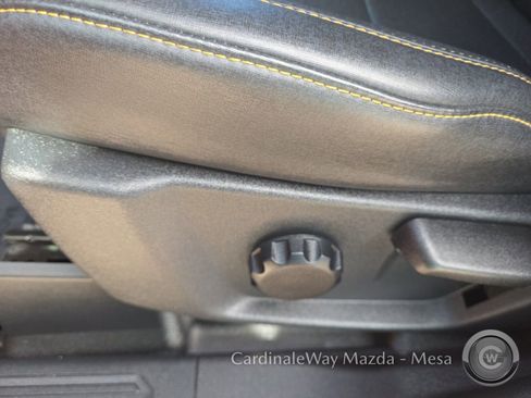 Used 2023 Ford Bronco Badlands image 15