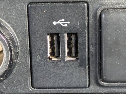 Used 2019 Nissan Armada Platinum w/ Captain's Chairs Package image 24