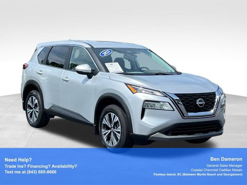 Certified 2023 Nissan Rogue SV FWD image 3