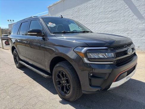 Used 2022 Ford Expedition Timberline image 8
