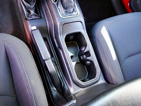 Certified 2022 Jeep Wrangler Sport image 26