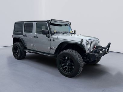 Used 2016 Jeep Wrangler Unlimited Sahara w/ Connectivity Group