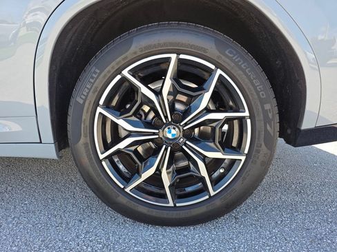 Used 2023 BMW X4 xDrive30i w/ M Sport Package AWD/4WD image 21