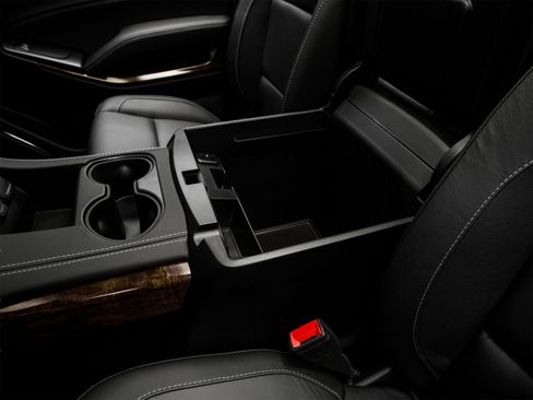 Used 2018 Chevrolet Suburban LT RWD image 25