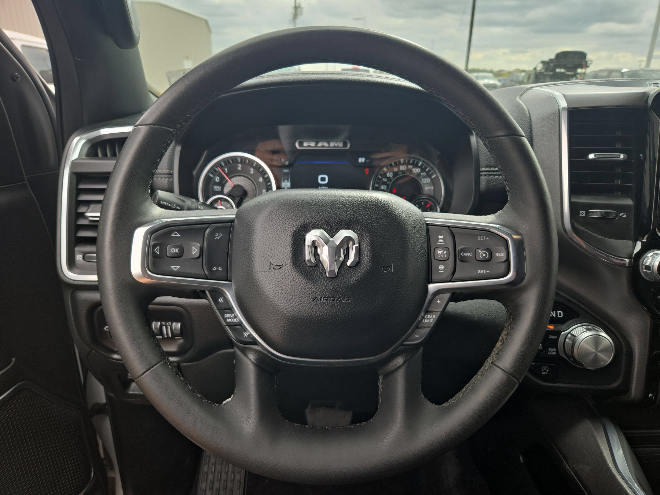 Used 2025 RAM 1500 Laramie w/ Laramie Southwest Edition AWD/4WD image 20