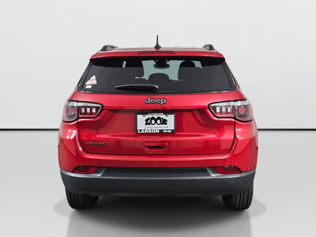 New 2026 Jeep Compass Latitude AWD/4WD image 6