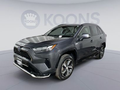 Used 2023 Toyota RAV4 SE w/ Weather & Moonroof Package