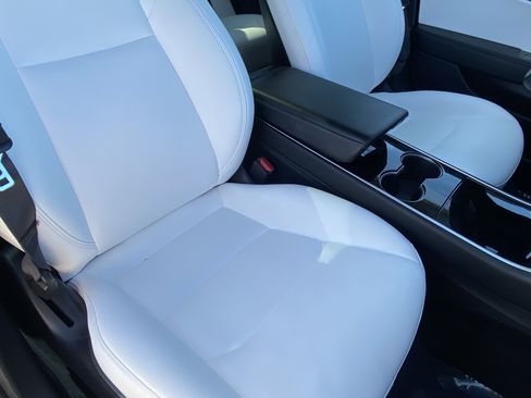 Used 2019 Tesla Model 3 Long Range image 11