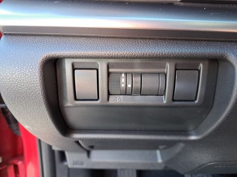 Used 2024 Subaru Impreza 2.0i Sport image 27