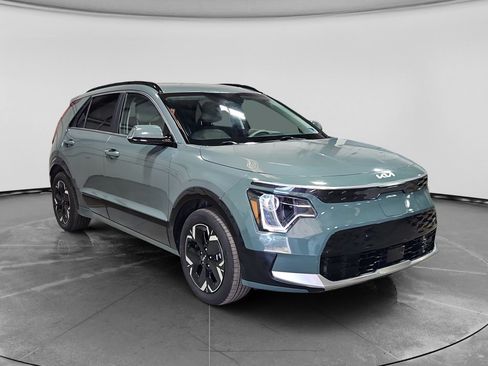 Used 2023 Kia Niro Wind w/ Wind Preserve Package FWD image 4