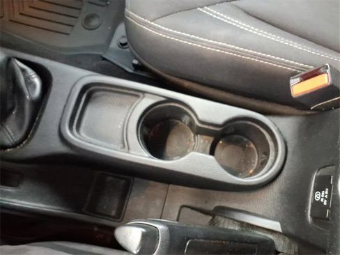 Used 2015 Jeep Wrangler Unlimited Sahara w/ Connectivity Group image 18