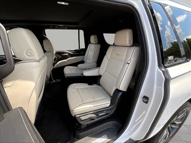 Used 2022 Cadillac Escalade ESV Sport RWD image 24