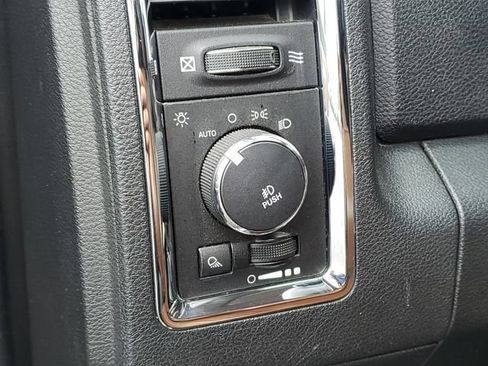 Used 2013 RAM 1500 Laramie Longhorn w/ Convenience Group AWD/4WD image 9
