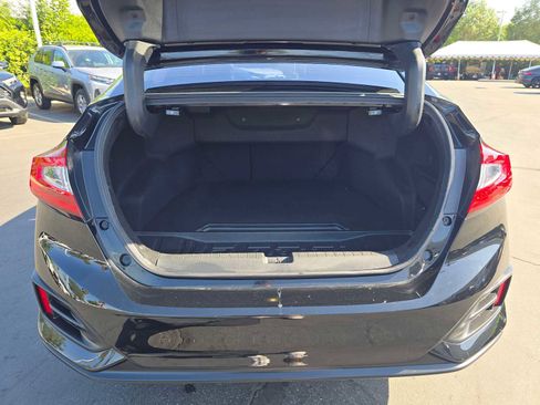 Used 2019 Honda Clarity Plug-In Hybrid image 16