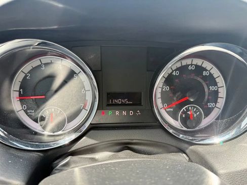Used 2018 Dodge Grand Caravan SXT w/ Driver Convenience Group FWD image 19