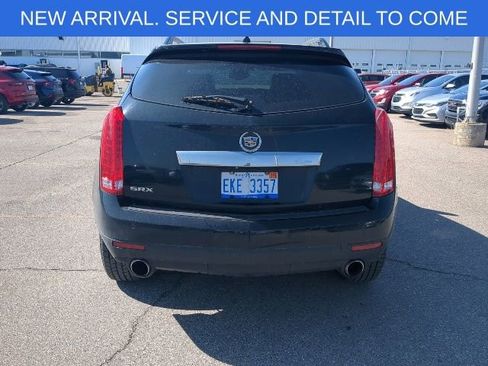 Used 2011 Cadillac SRX Luxury FWD image 5