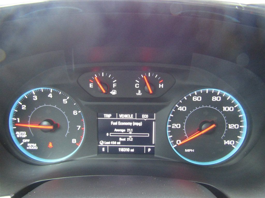 Used 2020 Chevrolet Traverse LS w/ LPO, Blackout Package FWD image 32