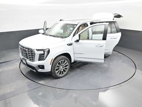 New 2026 GMC Yukon Denali w/ Denali Reserve Package image 28