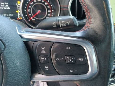 Used 2020 Jeep Gladiator Rubicon AWD/4WD image 19